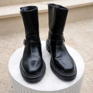 Steve Madden Pair Black Leather Buckle MOTO Boots Women's 6.5M, Lug Sole